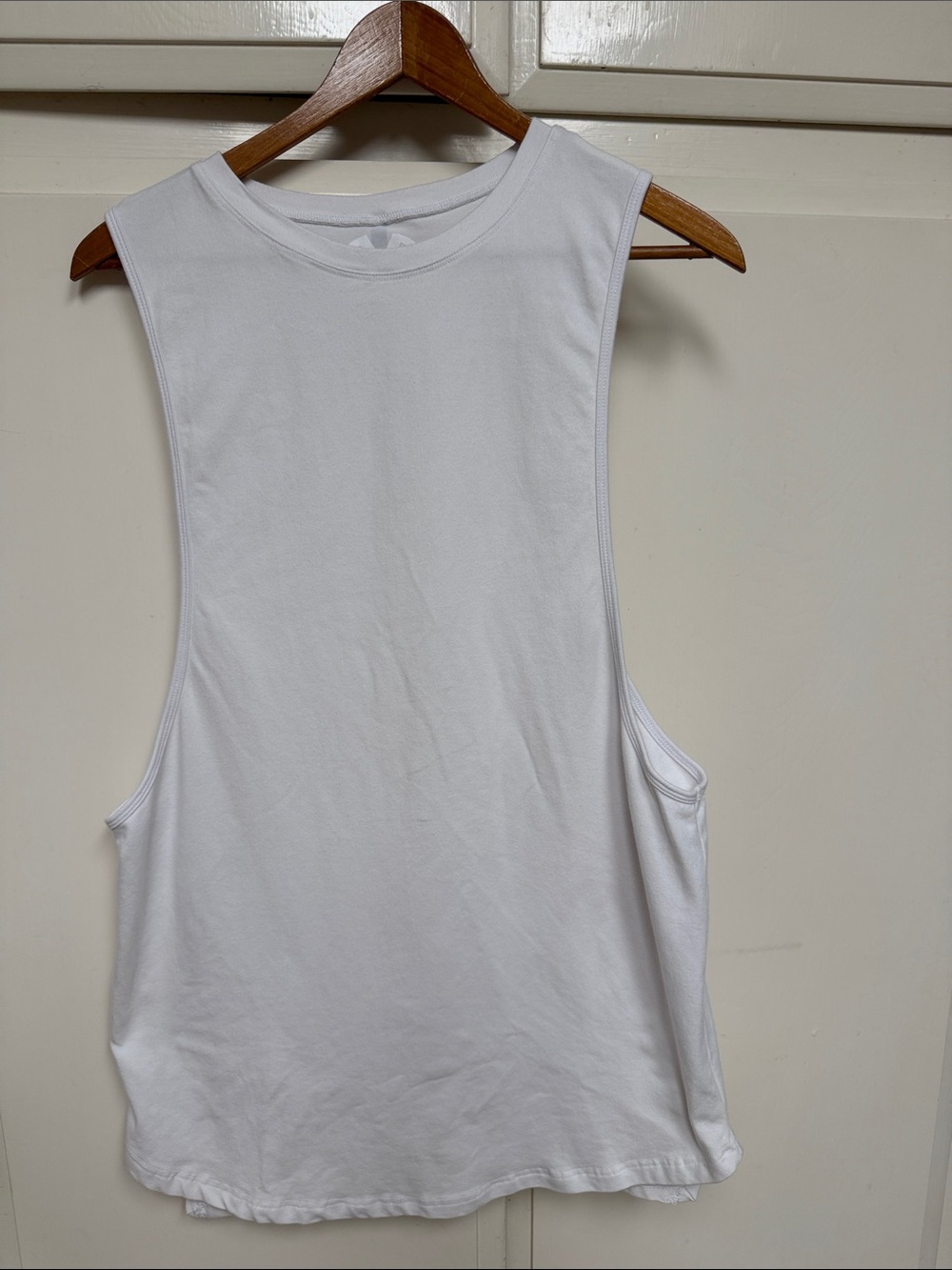 Classic Valens White Scoop Muscle Tank - Versatile Everyday Layer